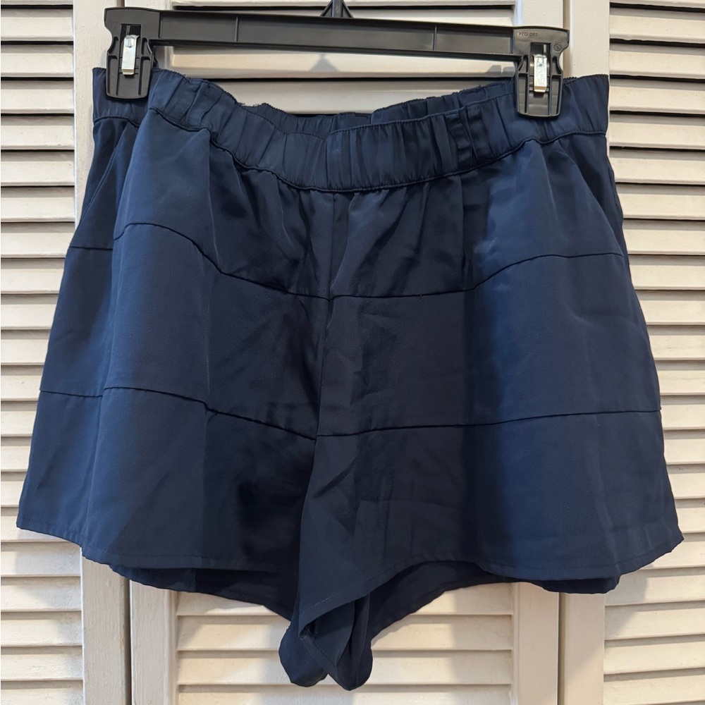 H&M Women’s Navy Shorts